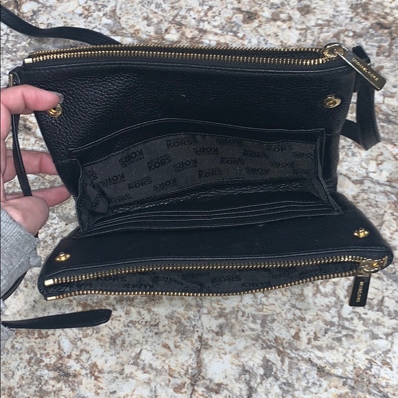 Michael Kors crossbody - Picture 3 of 4